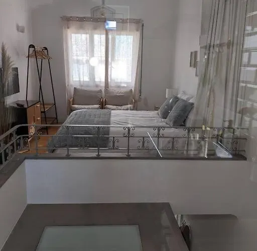 The Light House * 维拉·雷阿尔·德·桑托亚