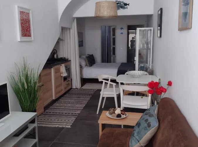 The Light House * 维拉·雷阿尔·德·桑托亚